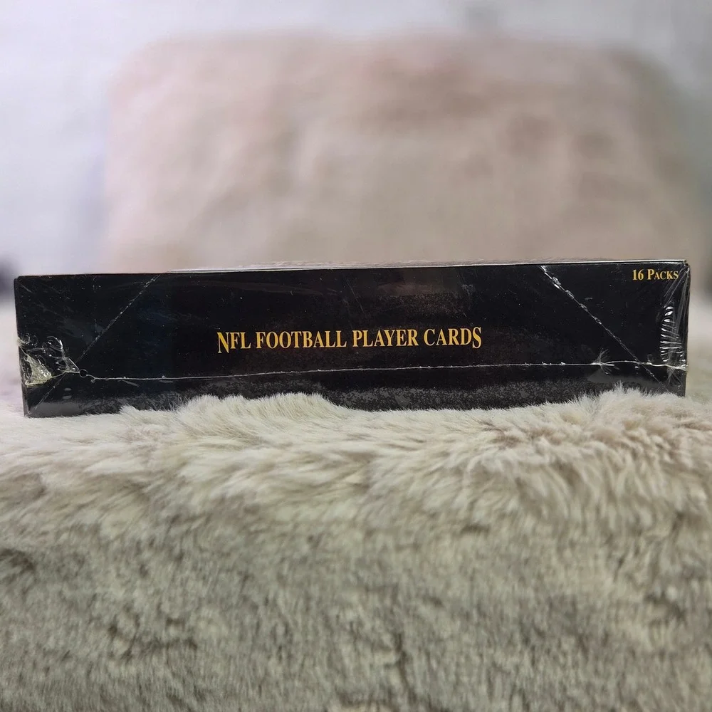 1995 Collector's Edge Black Label NFL Football Sealed Hobby Box 16 Packs DM1072